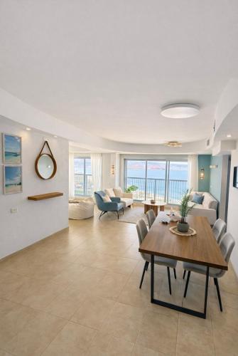 Blue love seaview – khách sạn tại Kiryat Yam