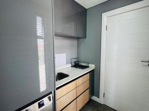 kwamhlanga residence in Summerpride