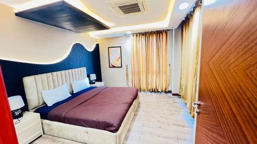 Pearl Continent Suites - image 4