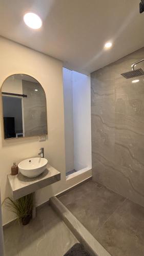 Miles Away Boutique Villa in 哥巴諾