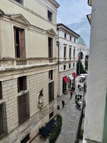 Wake up next to Vicenza's Most Beautiful Square!