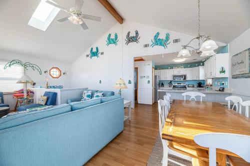 Key to Paradise - Kitty Hawk MP 4, Pool, Hot Tub, Excellent Ocean View, Easy Beach Access in Κίτι Χουόκ(Βόρεια Καρολίνα)