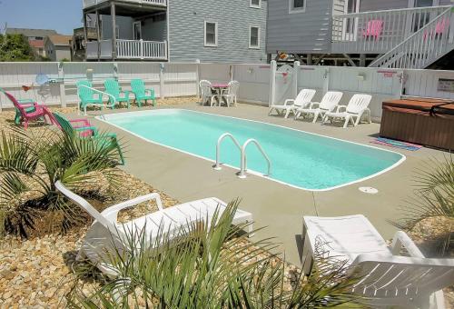Key to Paradise - Kitty Hawk MP 4, Pool, Hot Tub, Excellent Ocean View, Easy Beach Access in Κίτι Χουόκ(Βόρεια Καρολίνα)