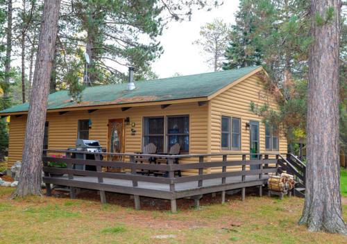 Hotelli välisilme, Spacious 3 Bed House - Built for Groups - Smart Tv - Wi-Fi CB11 in Babbitt