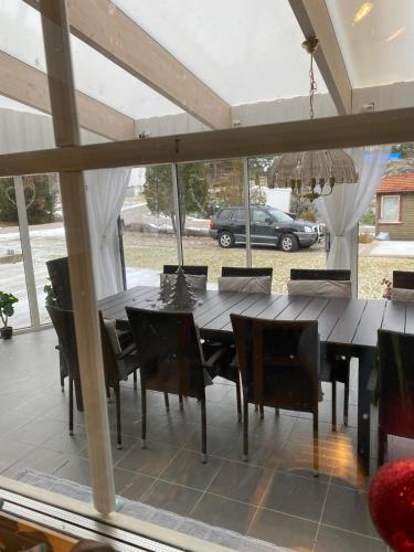 Villa i sommaridyll 4 sovrum in Tjarndalen