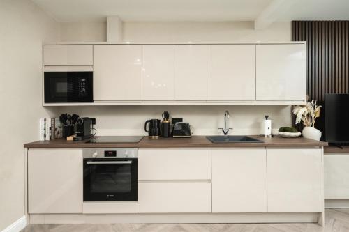 Sovo - South Lane Apartments - City Centre 2