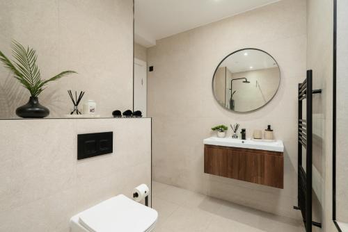 Sovo - South Lane Apartments - City Centre 5