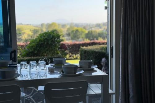 威吐摩果園民宿 (Waitomo Orchard B&B) in 懷托莫