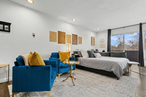 Old Town Condo Near CSU with Pool, Sauna, Gym and Bikes in East Dale