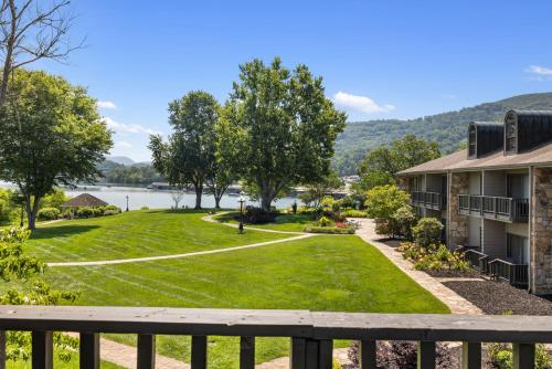 The Ridges Resort on Lake Chatuge in Young Harris, USA
