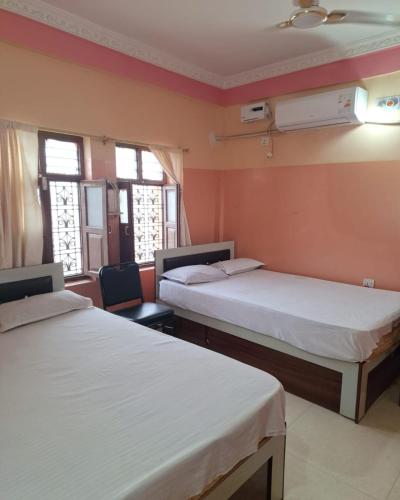 Raj Mahal guest house and Lodge in Janakpur