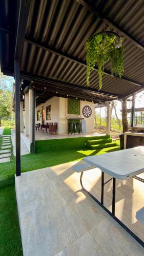 Casita Pino Azul Cabins Cerro Azul – khách sạn tại Cerro Azul