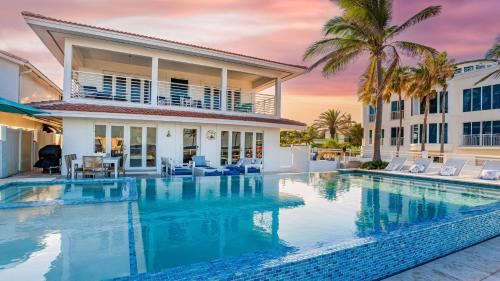Beach Haven by AvantStay Pool Ocean Views Steps from the Beach in Fort Lauderdale, USA