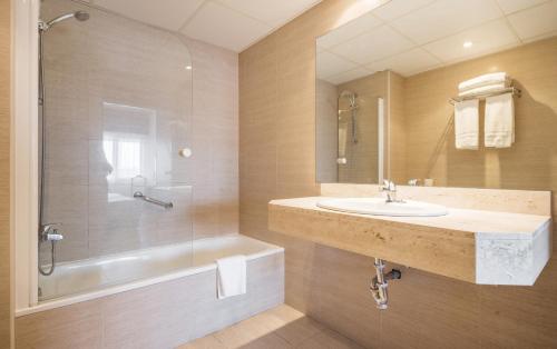 Ilunion Romareda - main image