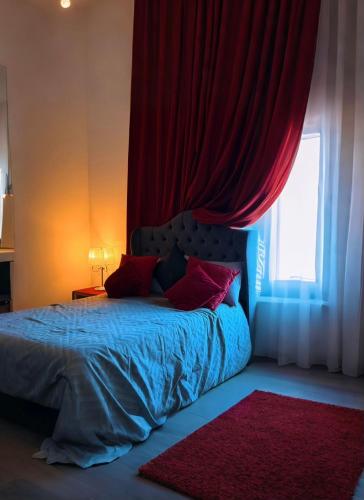 Royal rooms Ajman in 阿治曼海灘