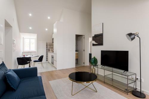 Lisbon Nest 2BR - image 7