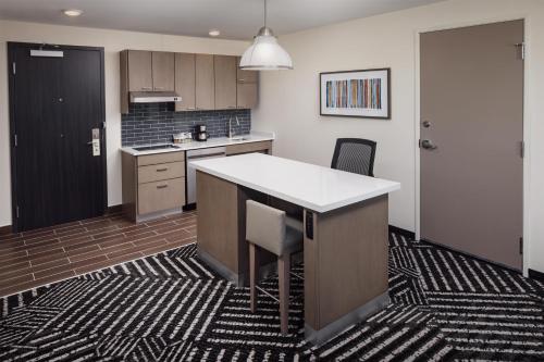 Hyatt House Royal Oak / Birmingham – khách sạn tại Royal Oak (MI)