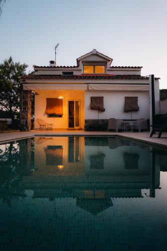 Viesnīcas āriene, Wishome- Finca Venta Viñas con piscina privada, en la falda de Gredos (Wishome- Finca Venta Vinas con piscina privada, en la falda de Gredos) in Segurilla