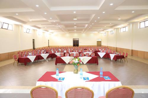 Yaya Village – Addis Abeba, NY