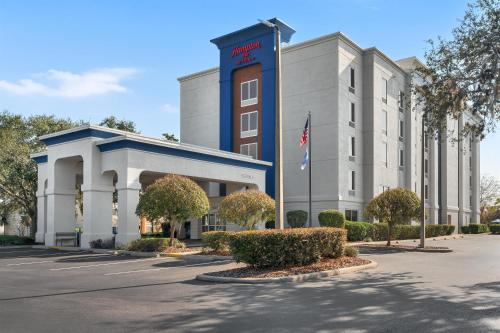 . Hampton Inn Leesburg Tavares