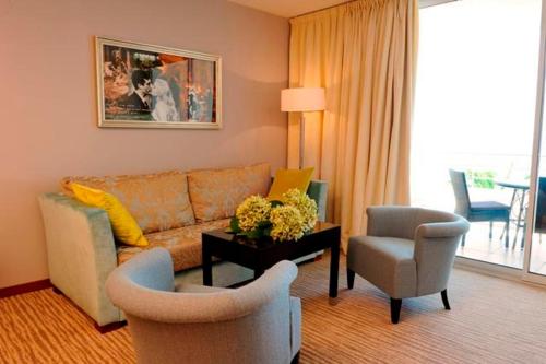 設施, Hôtel Restaurant Dolce Vita (Hotel Restaurant Dolce Vita) in 斯庫多