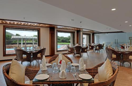 Serene Hill view 1BHK I Pool & Gym I Udaipur - image 3