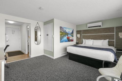 Americas Best Value Port Polson Inn - image 23