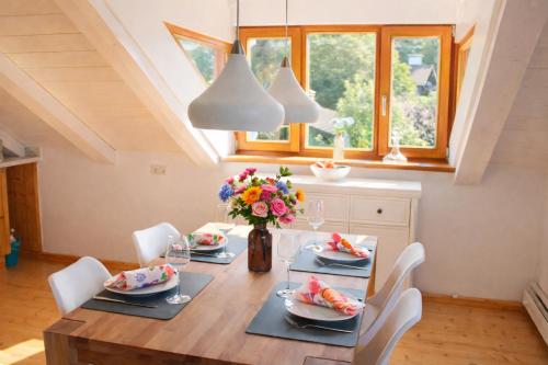 ChiemseeRefugium - Ferienwohnung Park - Apartment - Bernau am Chiemsee