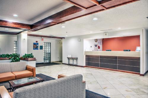 Lobi, Motel 6 Dallas, TX - Northwest in Dallas (TX)