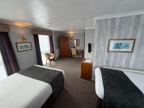 Raven Hotel by Greene King Inns in Hart