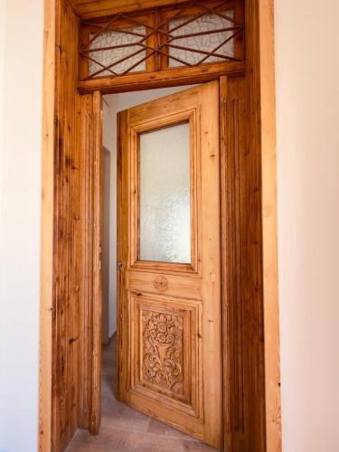 Halki Residence - Tower View, Top Floor in Chalkio