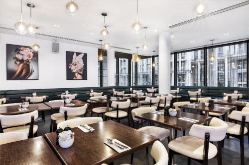 餐廳, 倫敦威斯敏斯特麗笙廣場酒店 (Hotel Riu Plaza London The Westminster) in 西敏