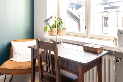 Facilities, 2BR apartment with view on Toolonlahti in Töölö