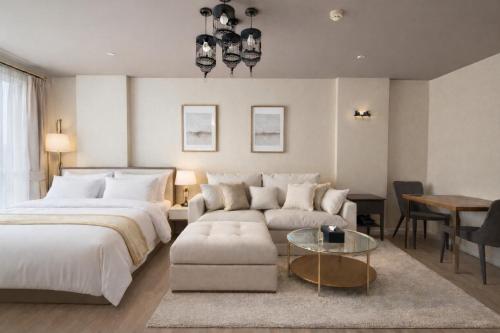 Baan Peang Ploen Condo by Sirinapa