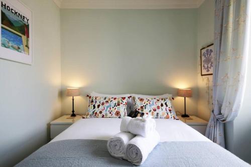 Bernard St - Bright and spacious 1 bed apartment at the Shore! - image 13