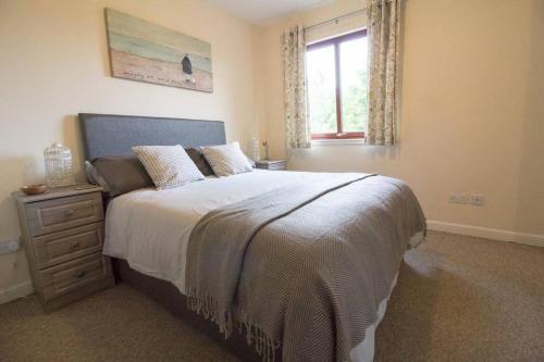 South Groathill - Lovely 2 bed with Castle View, Edinburgh