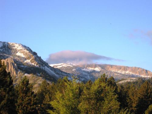 The Mammoth Creek Inn