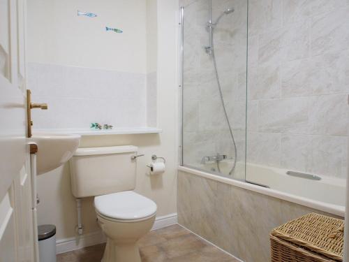 Dicksonfield - Modern 2 bed 2 bath apartment close to city centre - image 6