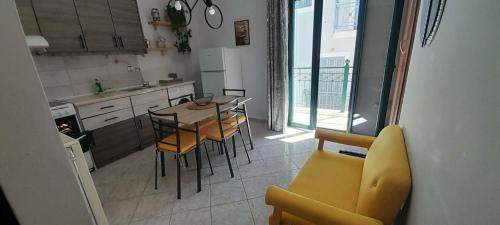 Evelina 2 in 利克蘇里翁