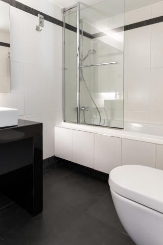 Fürdőszoba, Esplanada Studios in Genk városközpont