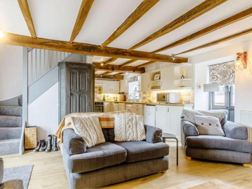 Iekārtas, 2 Bed in Brecon oc-bn310 in Crai