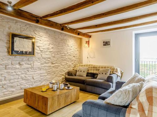 Iekārtas, 2 Bed in Brecon oc-bn310 in Crai