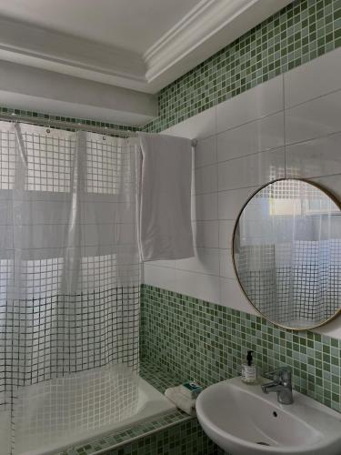 Luxury apartment near airport and Mariott in Ariana