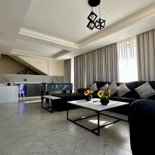 Tonay I Villa by Seahorse in 알 라마