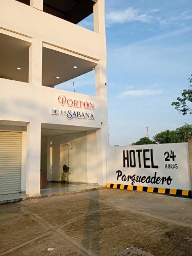 Hotel Portón de La Sabana (Hotel Porton de La Sabana) in San Onofre