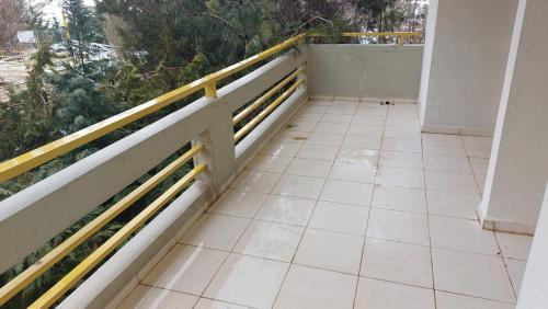 balkon/terasa, Spacious 4-Bedroom Chalet - Ski and Summer in Kfardebian