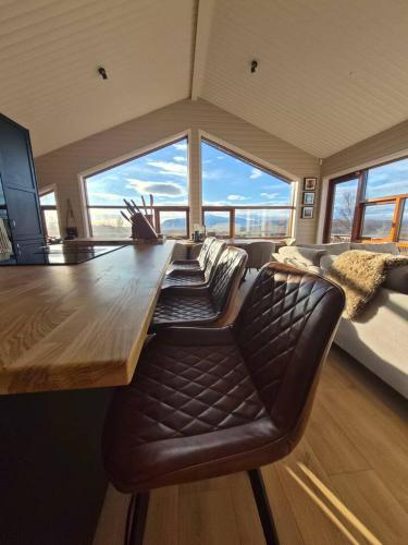 Golden Circle Lux Cabin/Cinema & Aurora Glasshouse – khách sạn tại Grímsnes- og Grafningshreppur