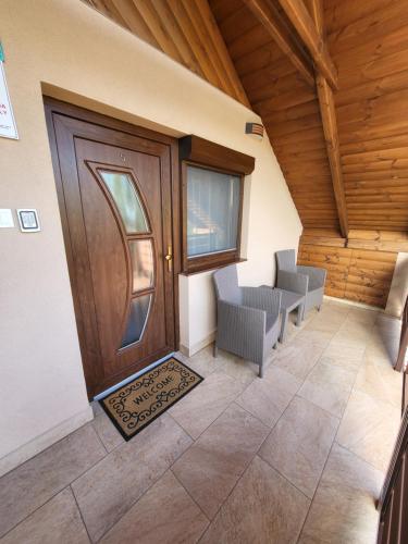 ทางเข้า, Li-Vi Apartman Debrecen in เมกเกส