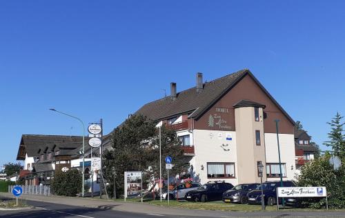 Land-gut-Hotel Zum alten Forsthaus - Aufladestation für Elektroautos in Hürtgenwald, Deutschland