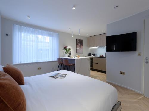 South Kensington Studios by DMONTRIO - image 11